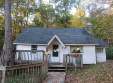 Charming 2-Bedroom Home on 3 Acres in Prime Sparta Location