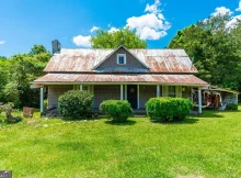 Charming 15.2-Acre Retreat in Cave Springs