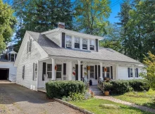 Charming Cape Cod with Endless Potential!