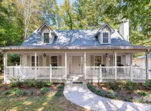 Stunning Updated Home Near Downtown Waxhaw