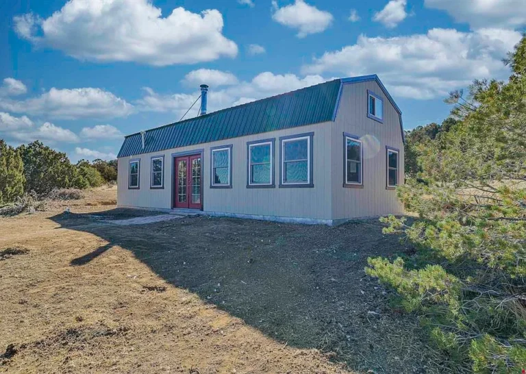 🌲 Scenic Mountain Retreat on 6 Private Acres – Just Minutes from Walsenburg & Lathrop State Park!