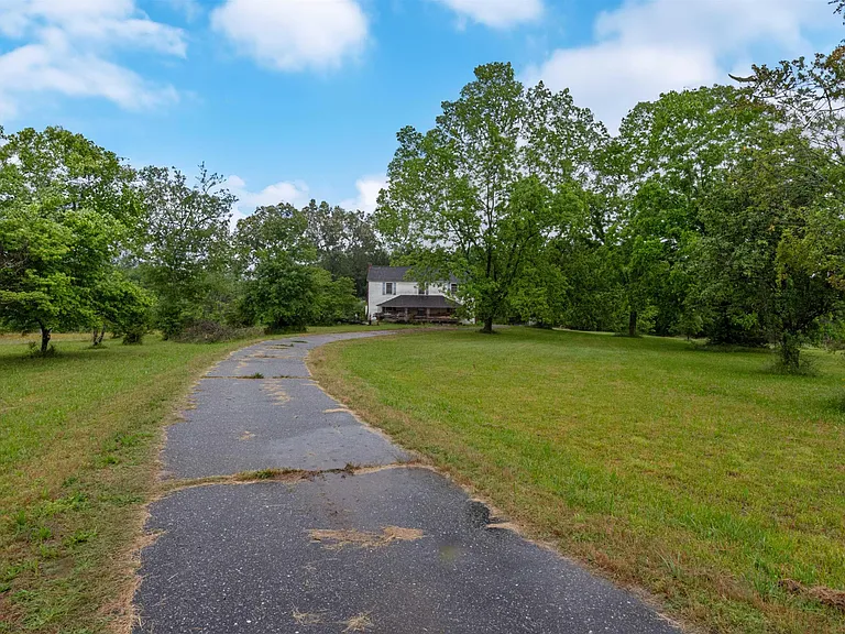 Private 37-Acre