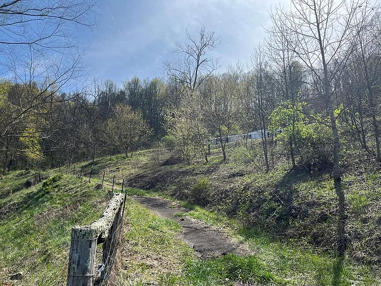 Versatile 26-Acre