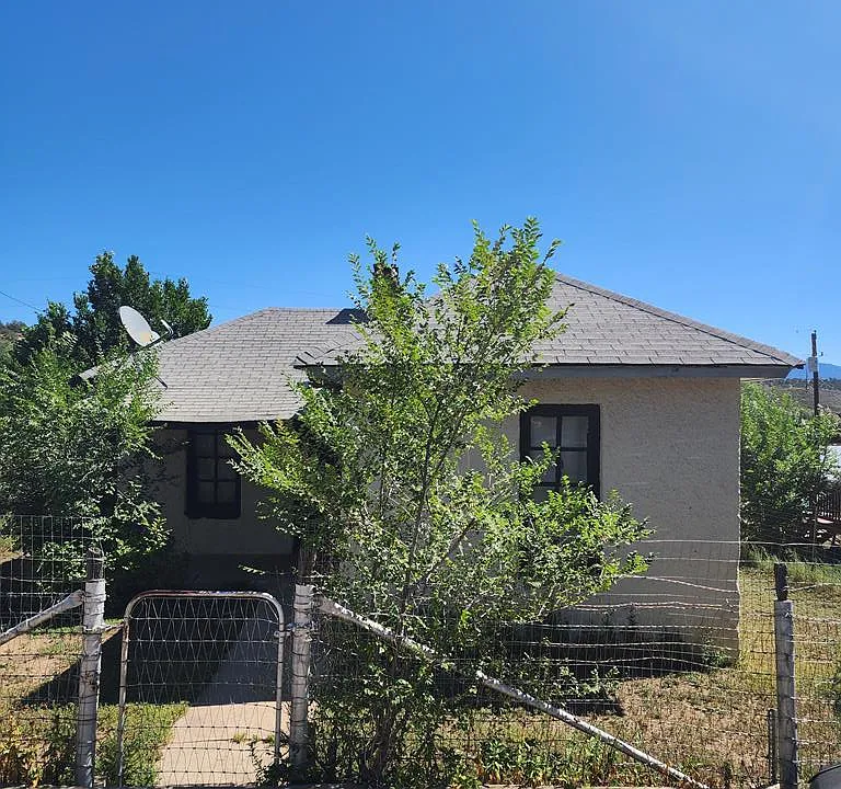 🏡 Charming Historic 2-Bedroom Home in Quiet Cokedale – Just Minutes from Trinidad!