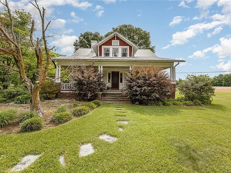 Charming Denton Farmstead