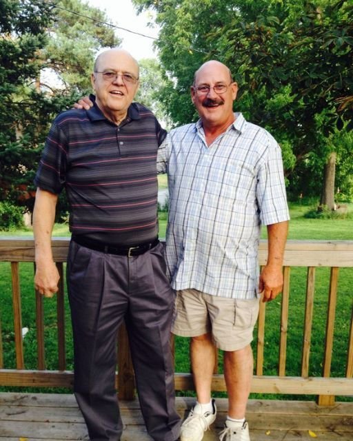 MY DAD SAW A FAMILIAR FACE ON THE STREET—AND IT TURNED OUT TO BE THE FRIEND HE LOST TOUCH WITH 48 YEARS AGO