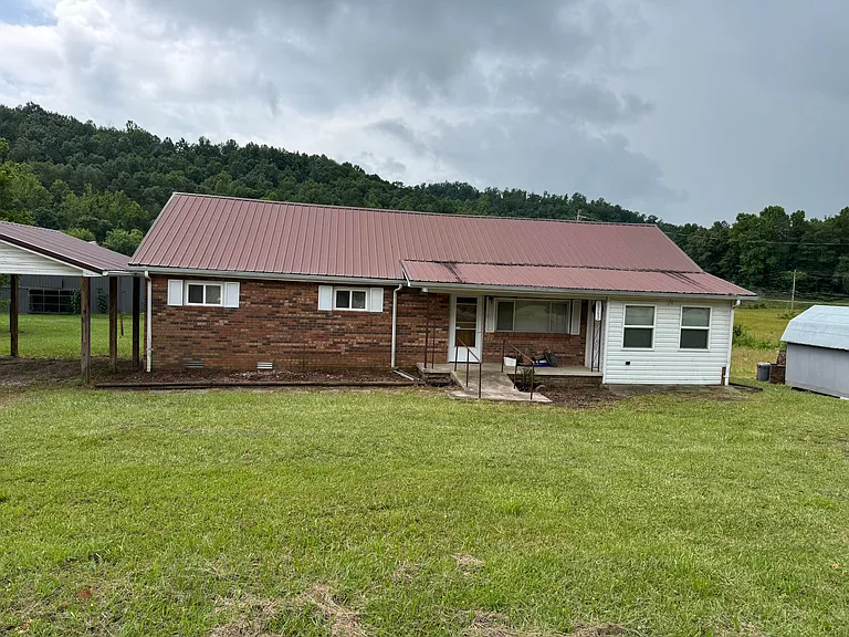 Versatile 85± Acre