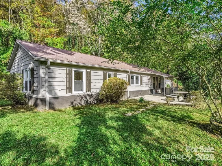 Charming Move-In Ready Home Near Downtown Tryon & Harmon Field – Updated 3BR/2BA with Outdoor Living & Detached Garage