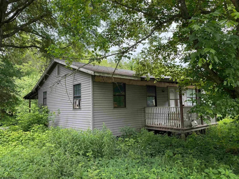 Your Perfect Little Summer Getaway by the River