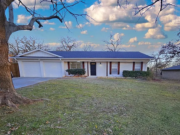Stunning Renovation on Nearly Half an Acre in Burleson – No City Tax, No HOA!
