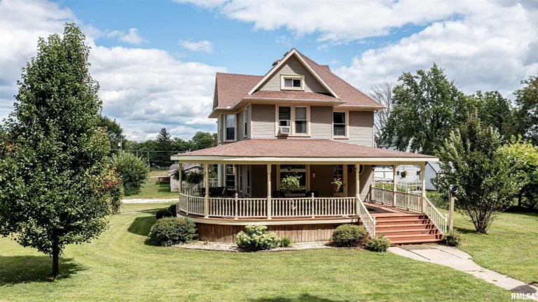 A Timeless Victorian Treasure with Modern Comforts in Mineral, Illinois