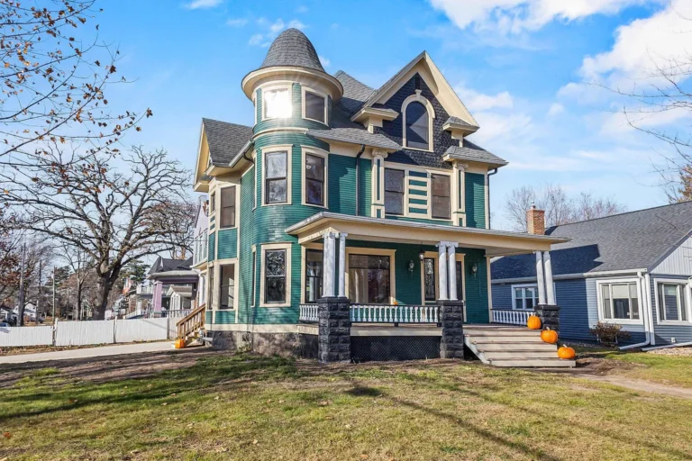 Timeless Victorian Elegance in the Heart of Shawano