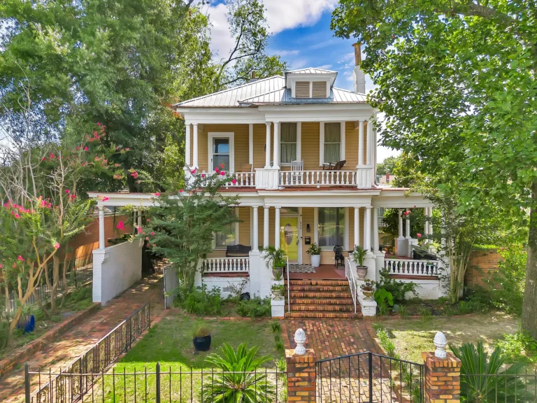 A Southern Victorian Gem with Timeless Charm and Modern Opportunity: 804 N Jefferson Street, Albany, GA