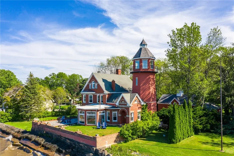 A Once-in-a-Lifetime Opportunity: The Historic Braddock Point Lighthouse Estate