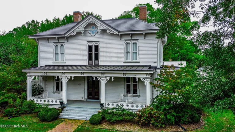 The David A. Barnes House: A Rare Italianate Landmark in Murfreesboro, North Carolina – $525,000