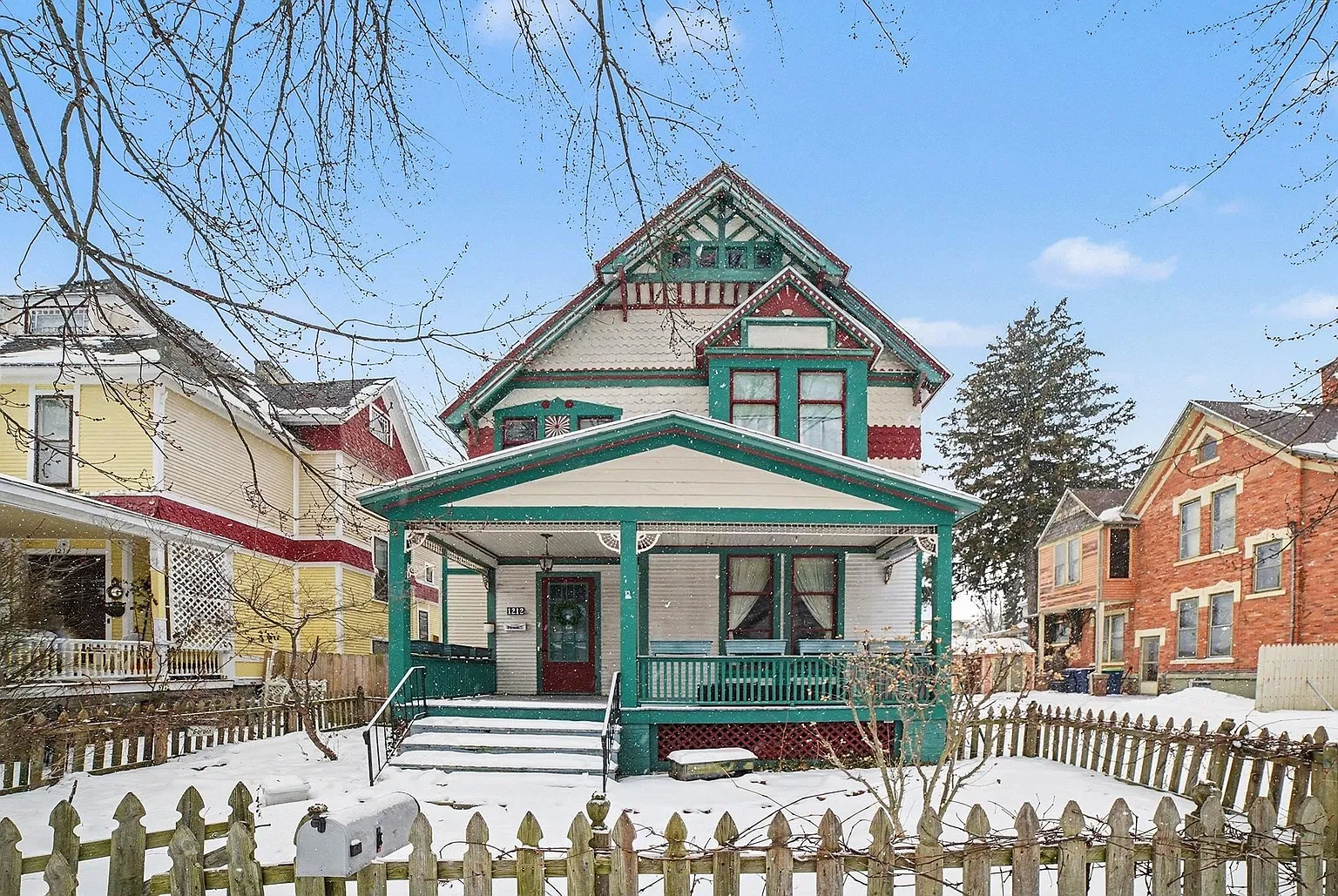 A Glimpse into the Queen Anne Era – $89,900
