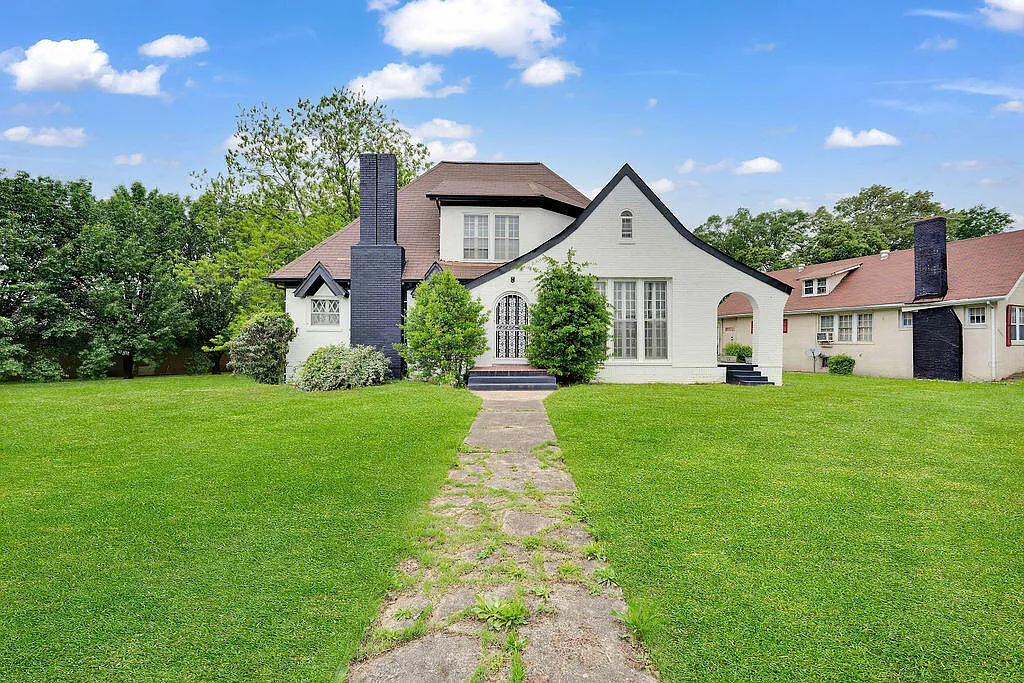 Historic Opportunity in Chattanooga: Character, Potential, and Value at 2325 E 3rd St – $195,000