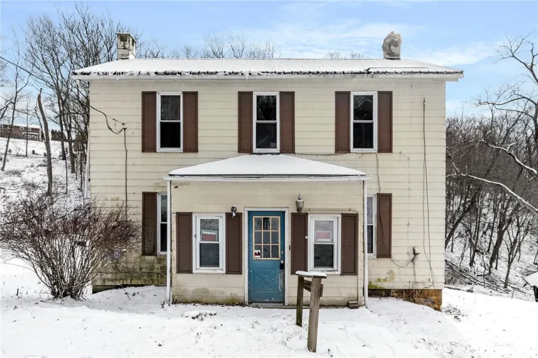 5-Bedroom Fixer-Upper with Big Potential in Greensburg – Under $100K!
