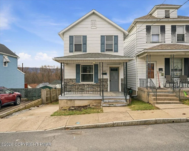Affordable Investment Opportunity in Wilkes-Barre, Pennsylvania – A Renovator’s Dream at $119,000