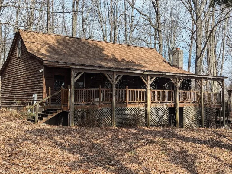 Rustic Log Cabin on 2 Acres – Fixer-Upper with Endless Potential at Auction- $50,000