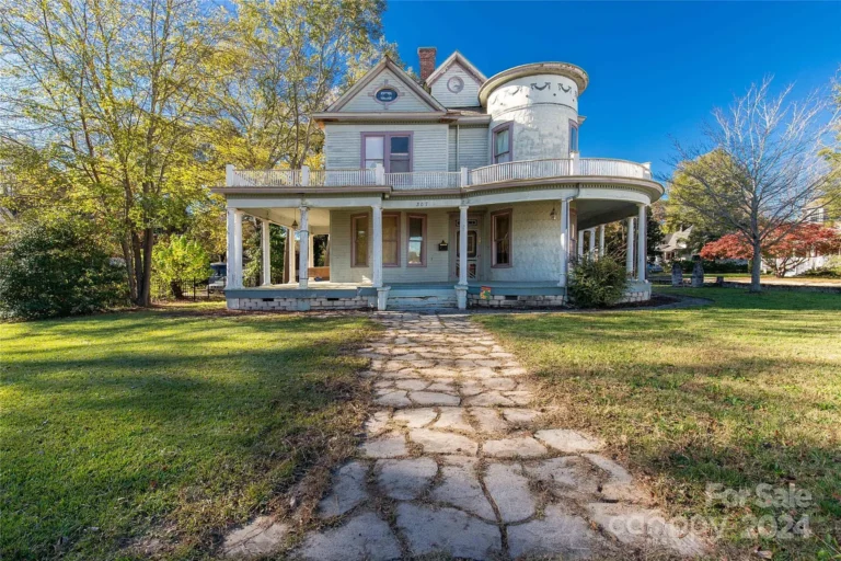 Timeless Elegance Reimagined: A Historic Victorian Treasure in Clover, South Carolina – $319,900