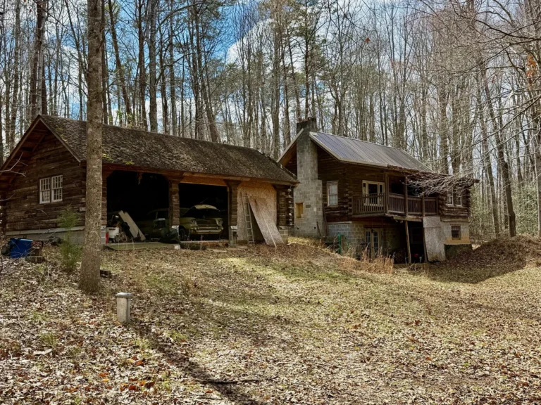 Affordable 5-Acre Opportunity in Fredericksburg: Auction Log Home with Endless Potential – $100,000