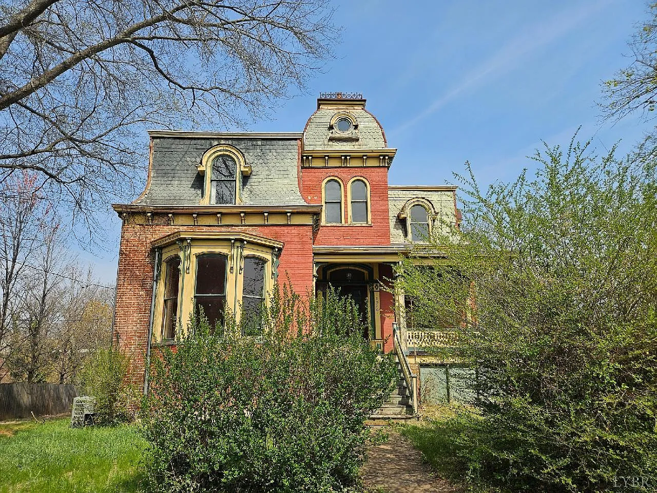 A Timeless Restoration Opportunity: The William Carroll House in Federal Hill – $239,900