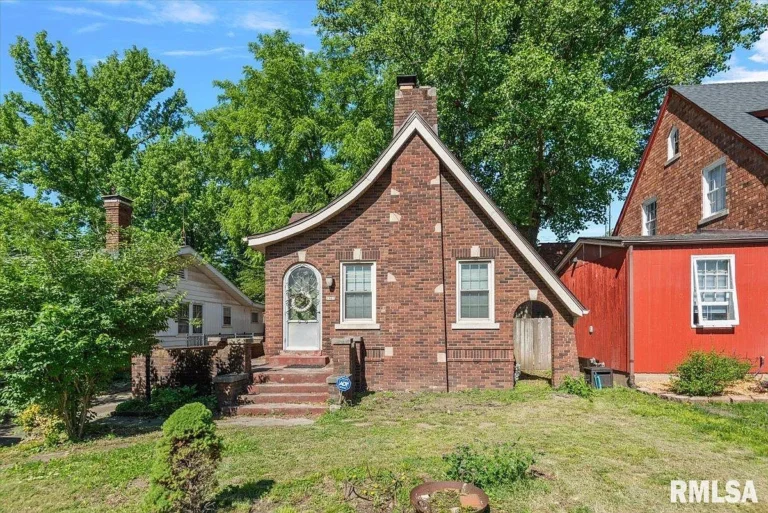 Charming Brick Bungalow Full of Timeless Character in Springfield, Illinois – $94,900