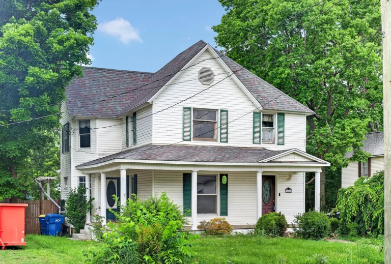 Affordable 4-Bedroom Opportunity in Rogersville, Missouri with Endless Potential$179,900