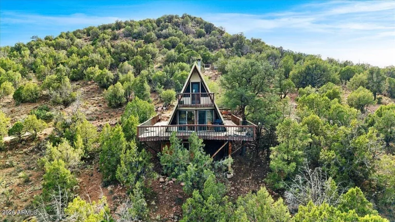 Northern Arizona Freedom: Discover 24.69 Acres of Endless Potential in Chino Valley – $250,000