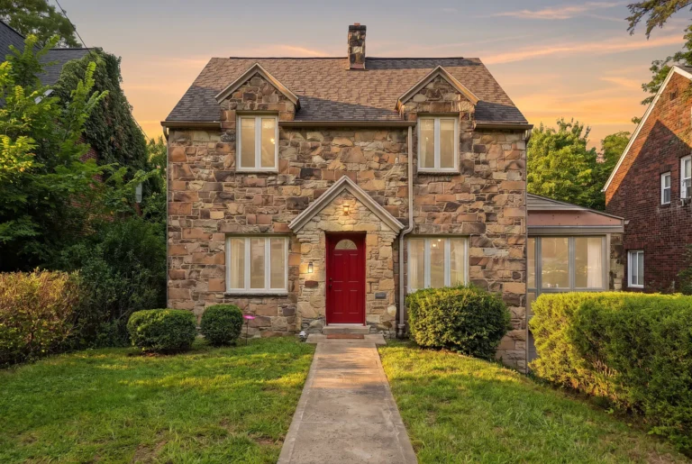 Charming 3-Bedroom Pittsburgh Home with Modern Updates & Wooded Backyard – $169,900